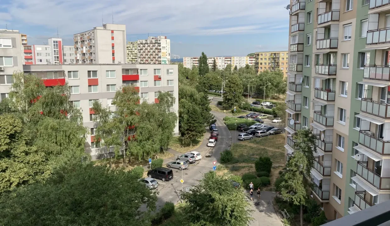 4-izbovy-byt-81-4-m2-levice-18
