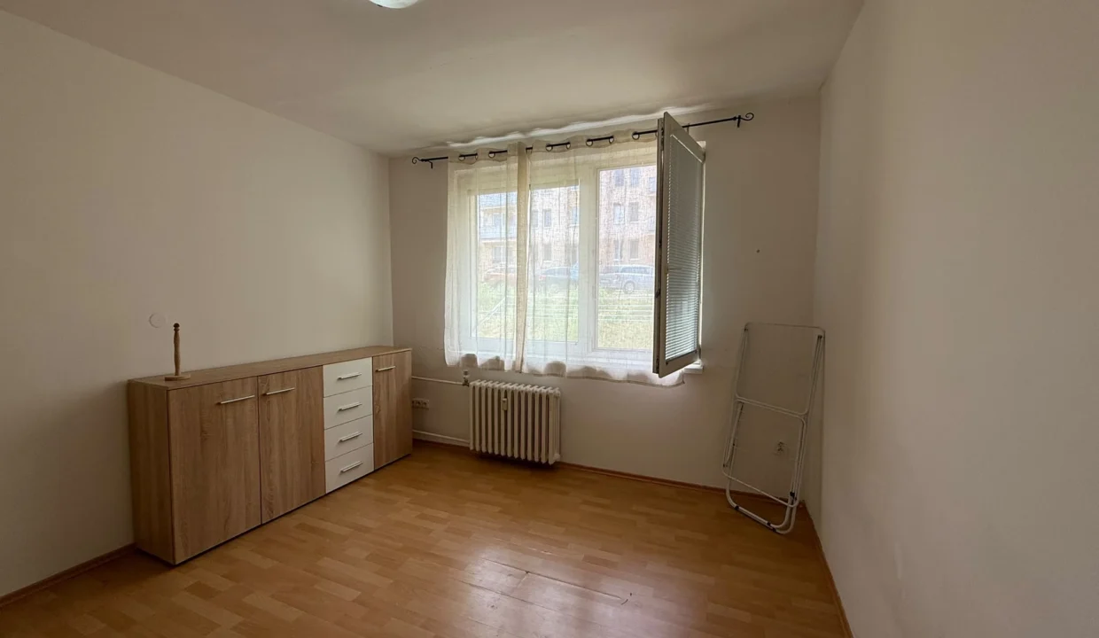 Hlohovec Závalie 1iz. byt5