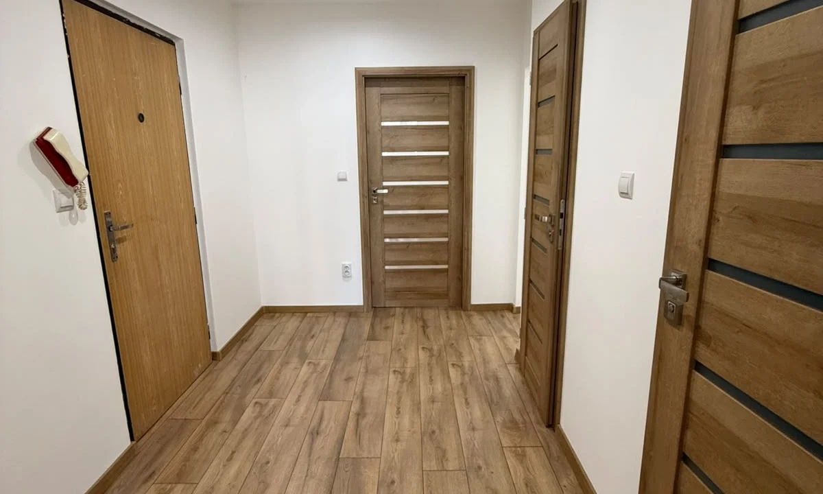SEREĎ Garbiarska 3iz. byt8