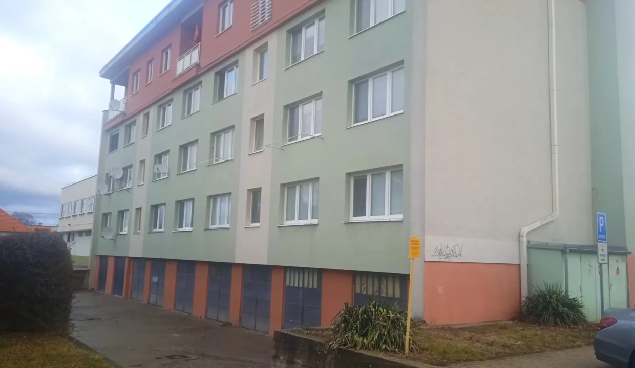 2-izbovy-byt-s-balkonom-a-s-pivnicou-51-m2-trnava-20