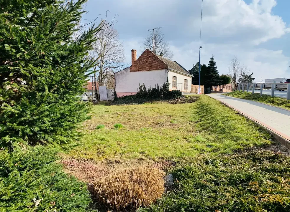 2-izbovy-rodinny-dom-pozemok-619-m2-spacince-21