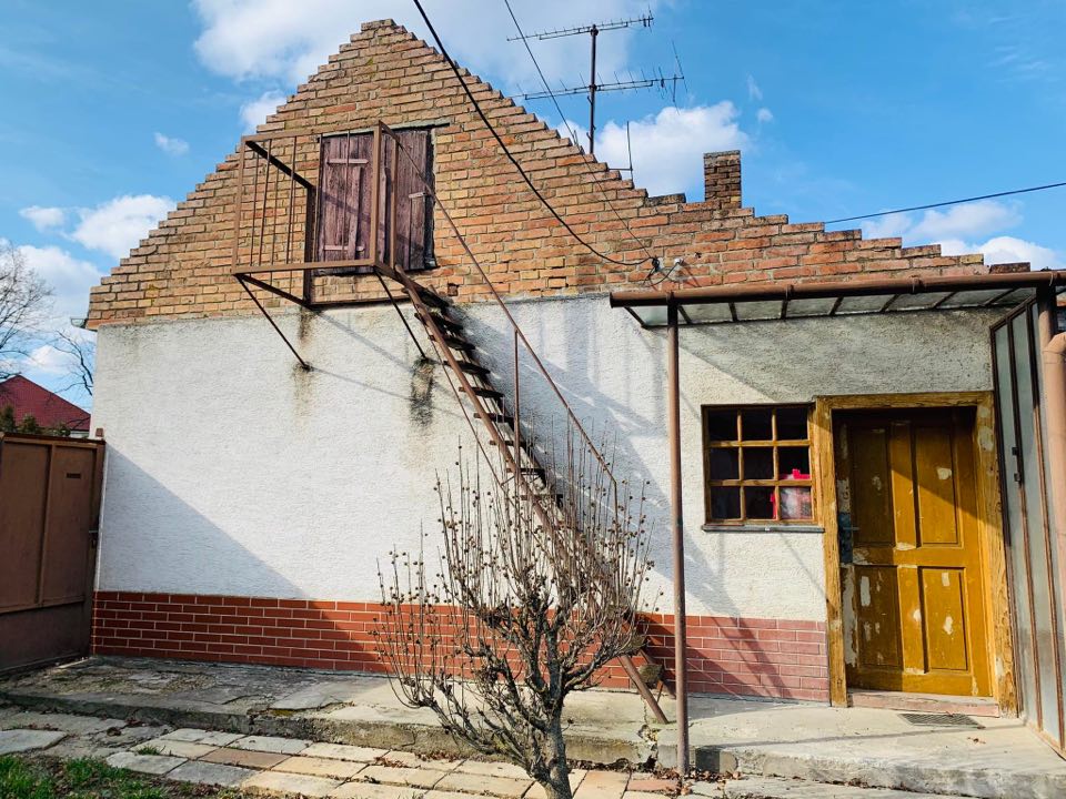 2-izbovy-rodinny-dom-pozemok-619-m2-spacince-42