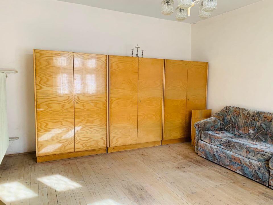 2-izbovy-rodinny-dom-pozemok-619-m2-spacince-47