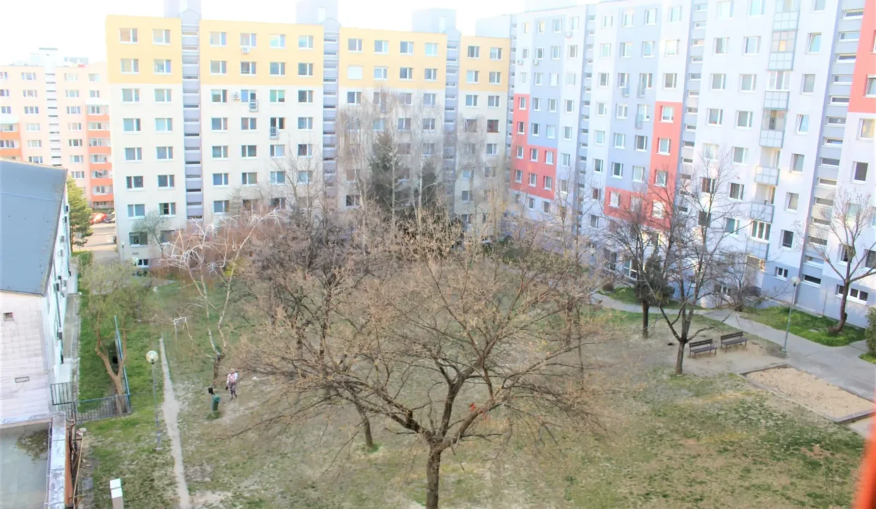 3-izbovy-byt-s-lodziou-74-m2-pribisova-karlova-ves-02