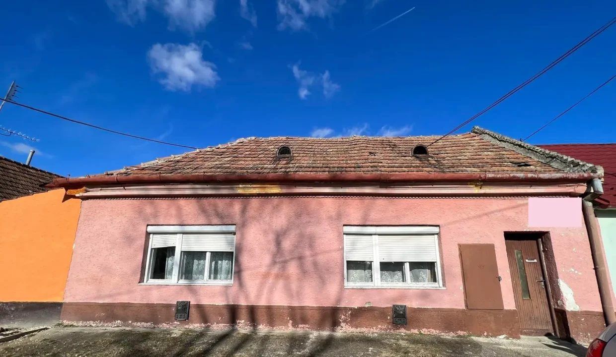 3-izbovy-rodinny-dom-229-m2-hlohovec-01