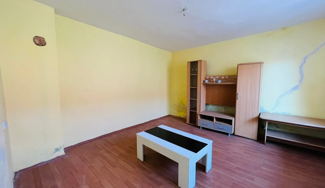 3-izbovy-rodinny-dom-229-m2-hlohovec-15