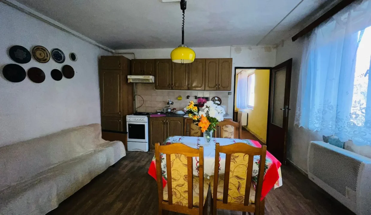3-izbovy-rodinny-dom-229-m2-hlohovec-24