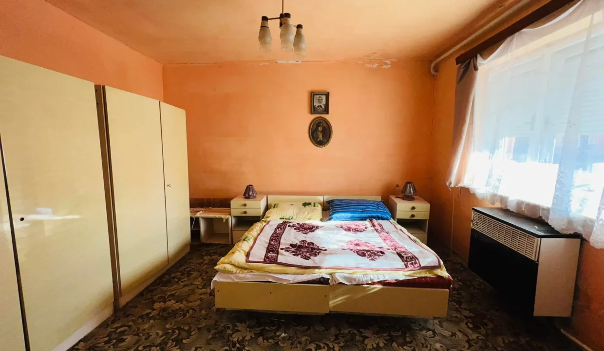 3-izbovy-rodinny-dom-229-m2-hlohovec-26