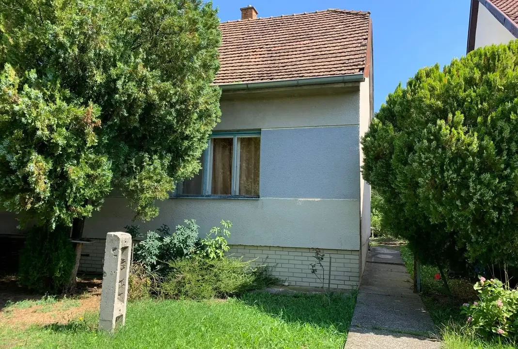 3-izbovy-rodinny-dom-pozemok-1251-m2-modranska-senkvice-06