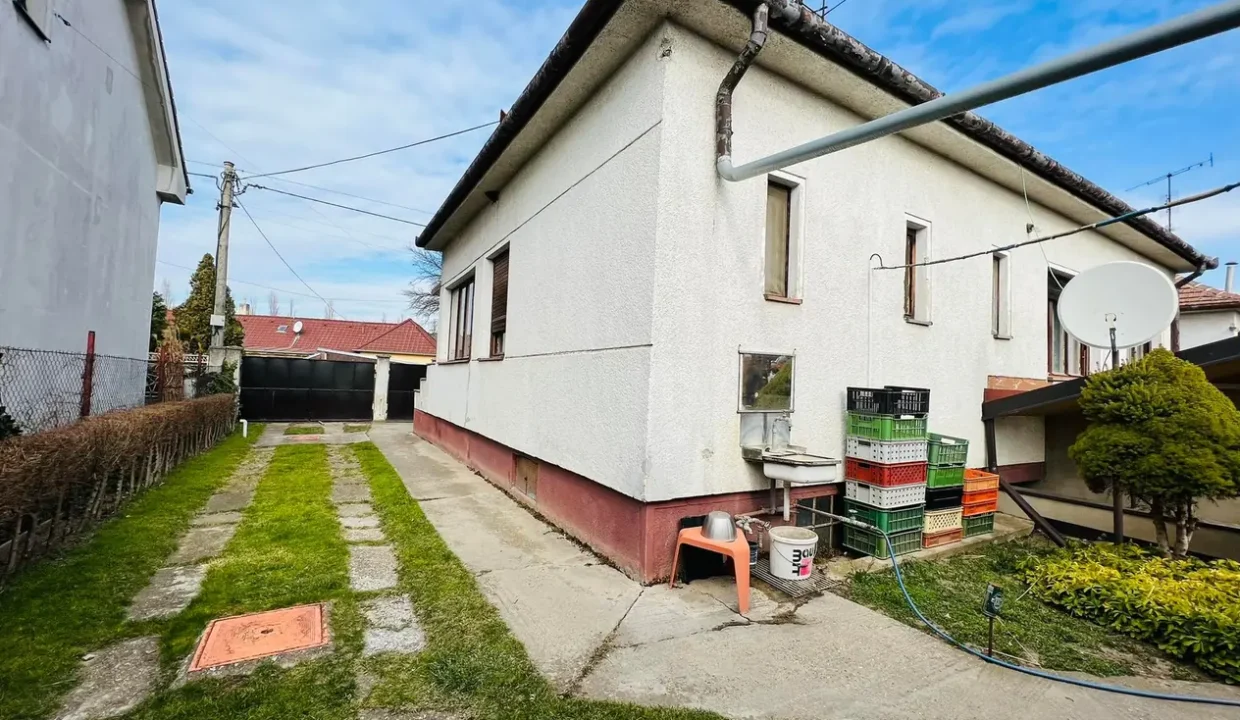 3-izbovy-rodinny-dom-pozemok-678-m2-hrnciarovce-nad-parnou-16