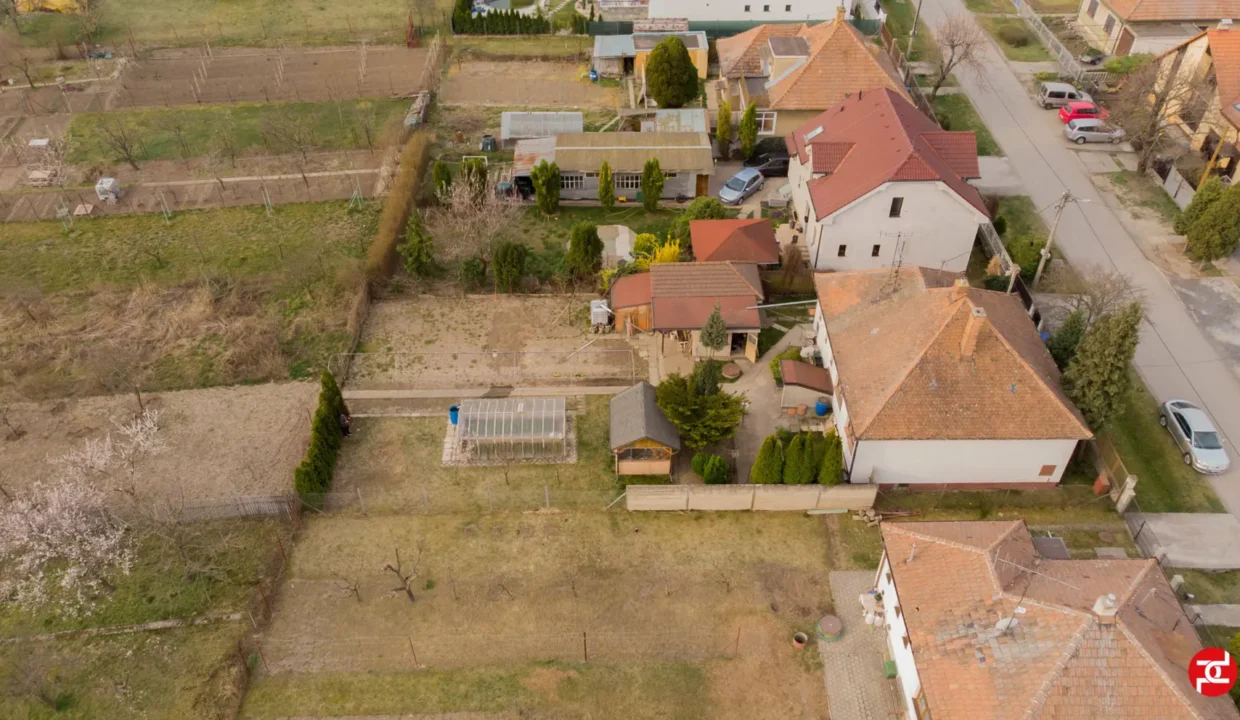 3-izbovy-rodinny-dom-pozemok-678-m2-hrnciarovce-nad-parnou-39