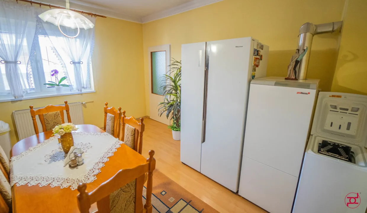 5-izbovy-rodinny-dom-pozemok-1010-m2-mlynska-velke-ulany-13
