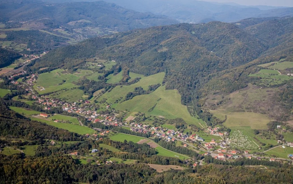 5-izbovy-rodinny-dom-pozemok-1076-m2-horne-hamre-23
