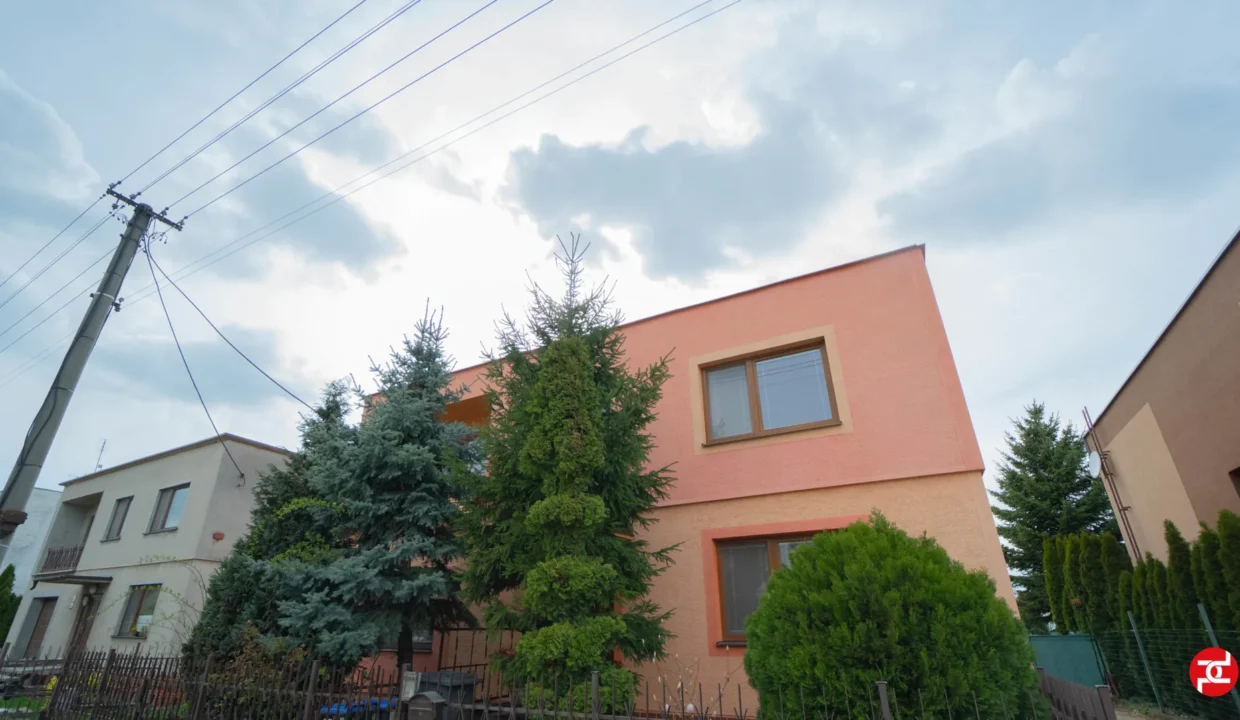 6-izbovy-rodinny-dom-s-garazou-pozemok-606-m2-leopoldov-29