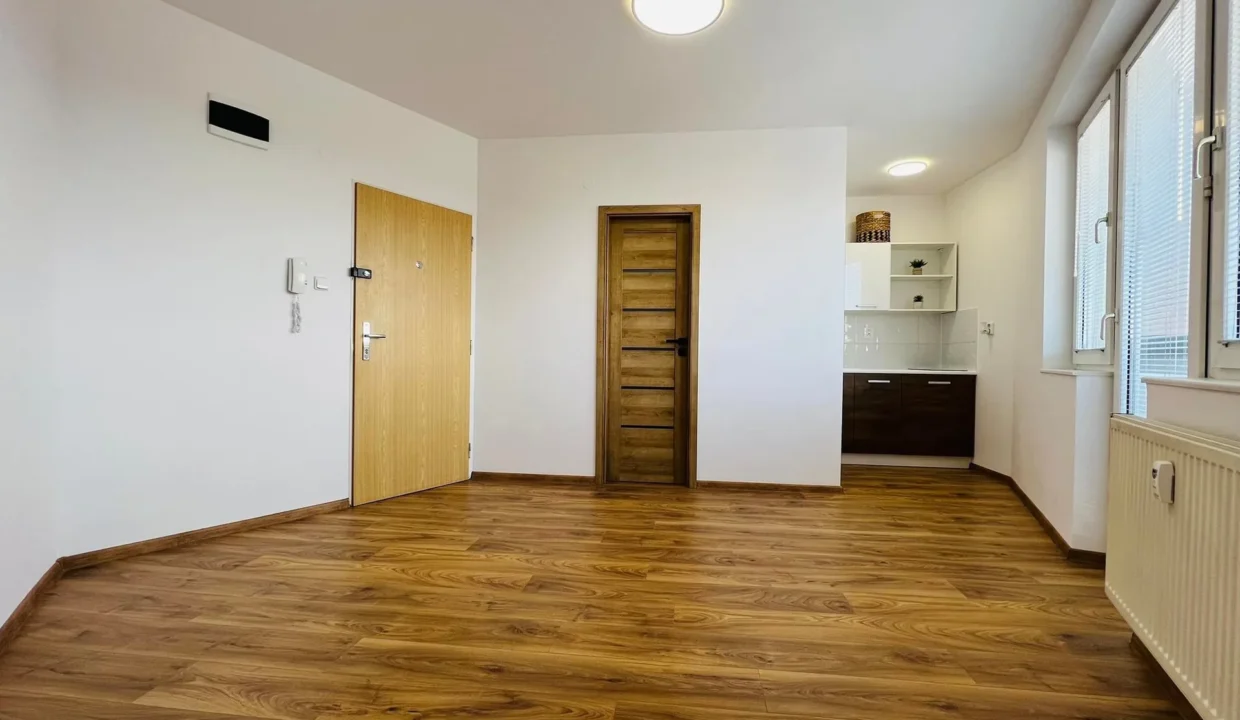 garsonka-s-balkonom-a-po-kompletnej-rekonstrukcii-18-50-m2-trnava-10