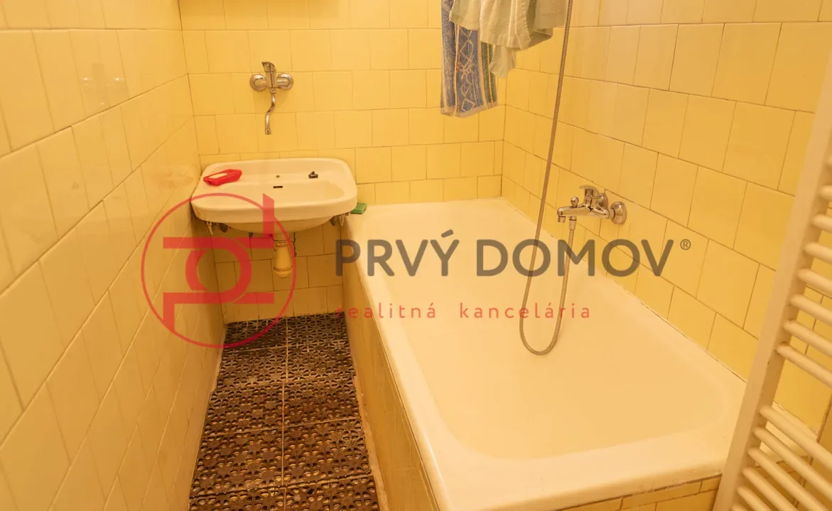 samostojaci-5-izbovy-rodinny-dom-pozemok-676-m2-kapitulska-zelenec-07
