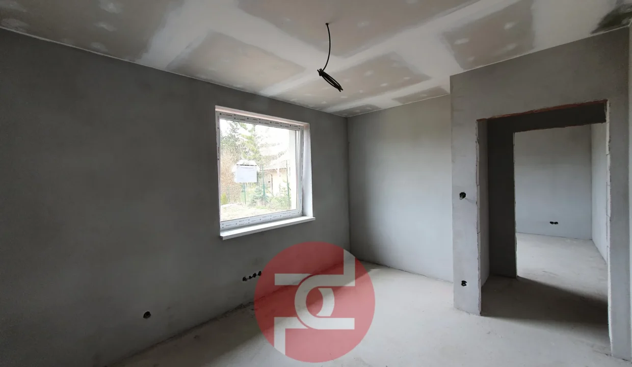 skolaudovany-4-izbovy-bungalov-uzitkova-plocha-90-radosinska-luzianky-05