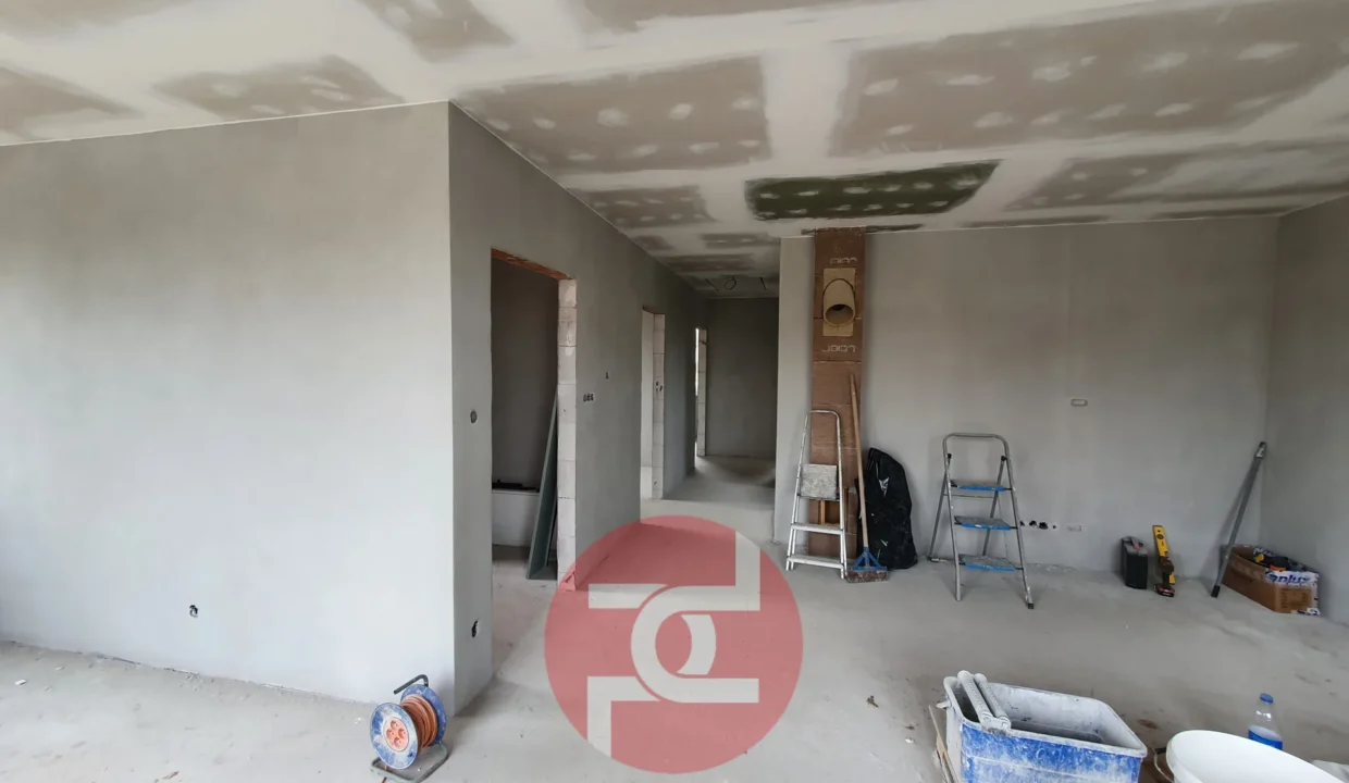 skolaudovany-4-izbovy-bungalov-uzitkova-plocha-90-radosinska-luzianky-09