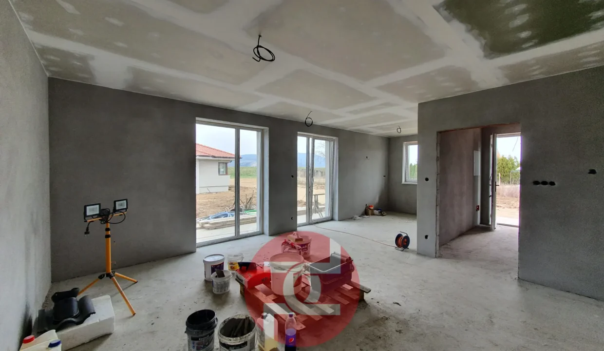 skolaudovany-4-izbovy-bungalov-uzitkova-plocha-90-radosinska-luzianky-10