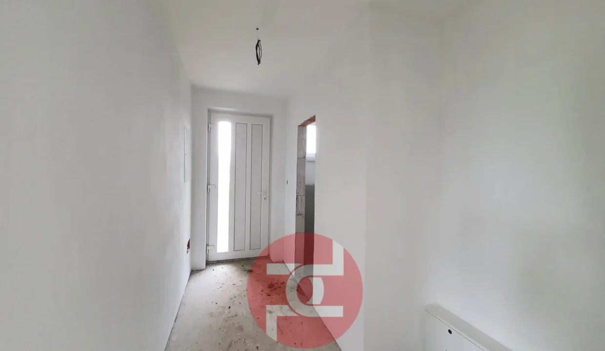 skolaudovany-4-izbovy-bungalov-uzitkova-plocha-90-radosinska-luzianky-19
