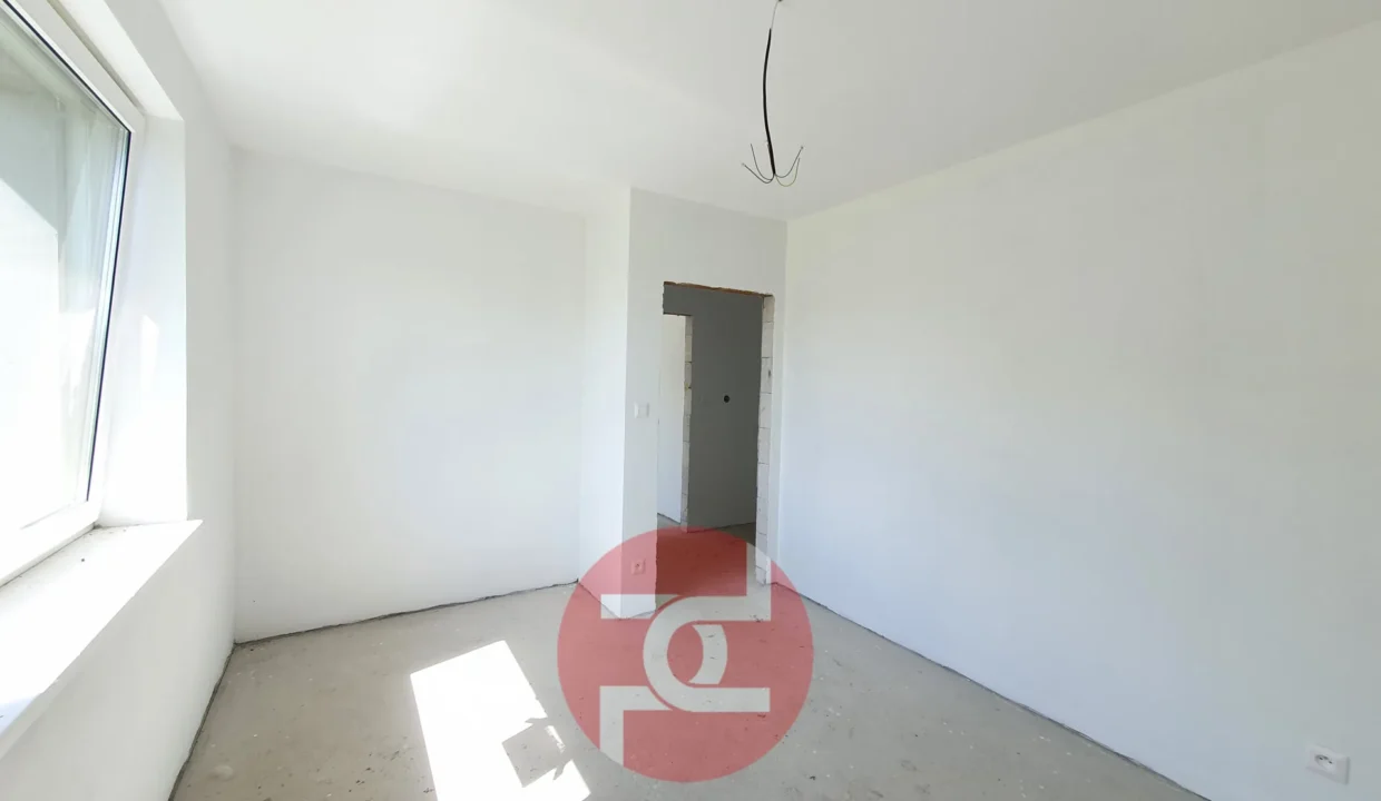 skolaudovany-4-izbovy-bungalov-uzitkova-plocha-90-radosinska-luzianky-42