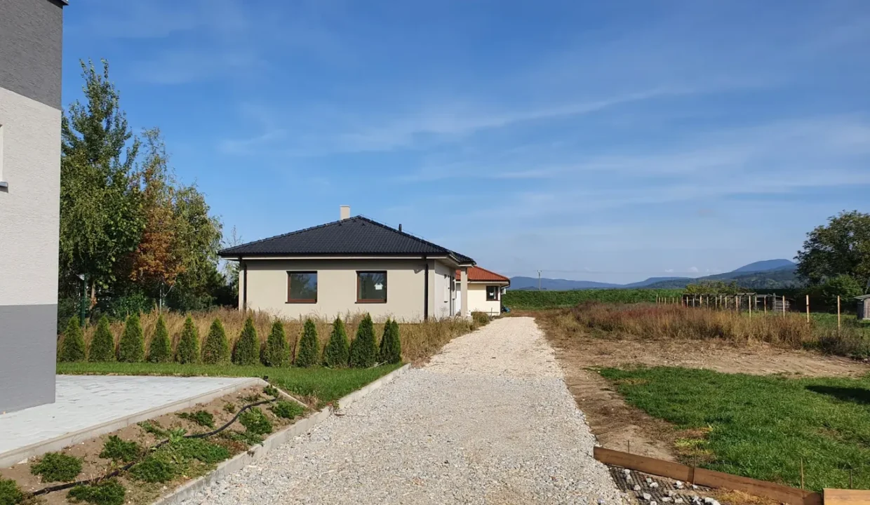 skolaudovany-4-izbovy-bungalov-uzitkova-plocha-90-radosinska-luzianky-45