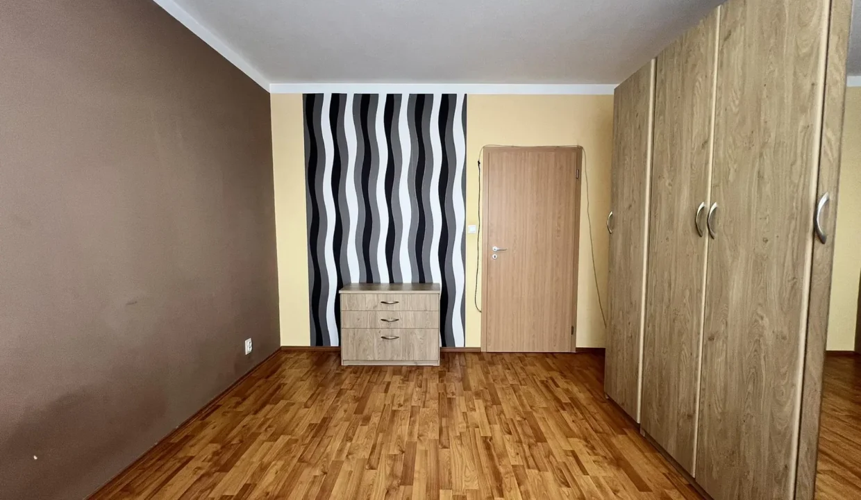 velky-2-izbovy-byt-62-89-m2-senec-02