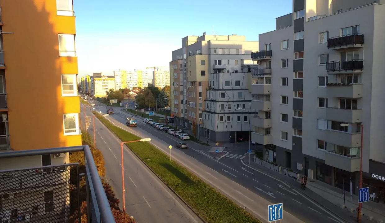 velky-3-izbovy-byt-s-balkonom-67-m2-kazanska-podunajske-biskupice-05